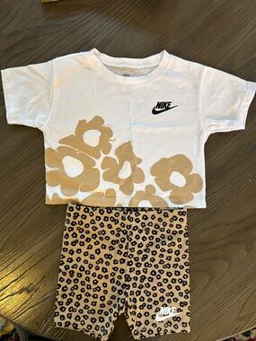Nike White Crop Tee & Tan Floral-Print Bike Shorts Set